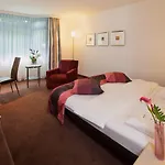 Hotel Moevenpick Muenchen-airport 4*