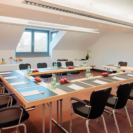 Hotel Mövenpick München-airport 4*