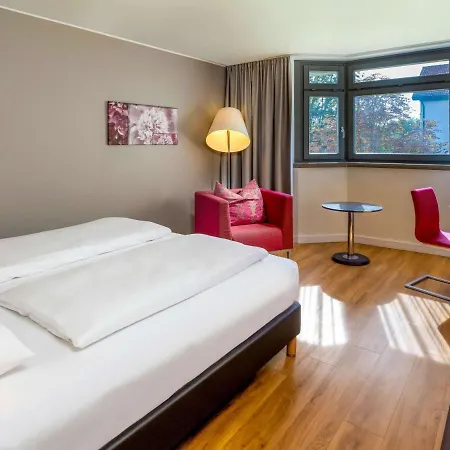Hotel Mövenpick München-airport Hallbergmoos