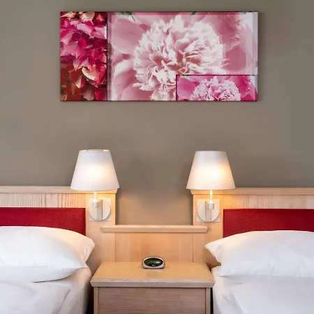 Mövenpick München-airport Hotel 4*