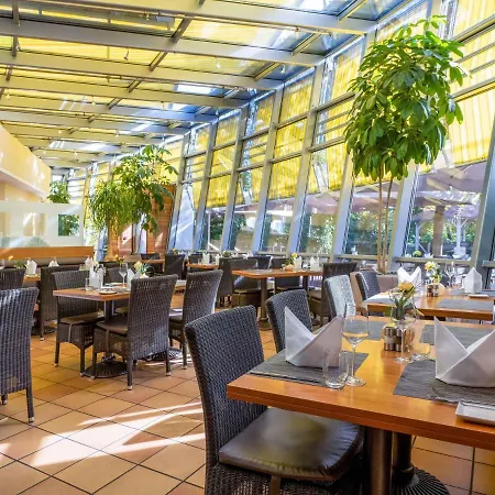 Mövenpick München-airport 4* Hallbergmoos