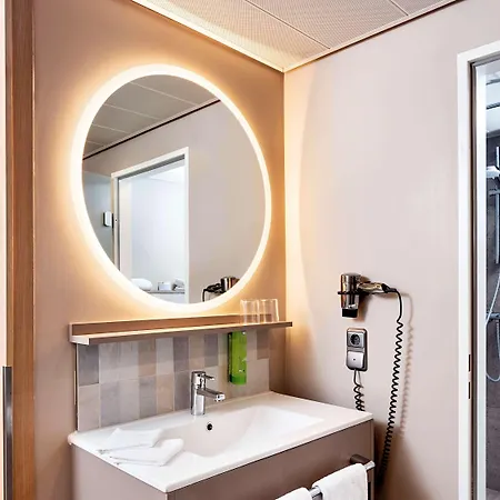 Moevenpick Muenchen-airport מלון 4*